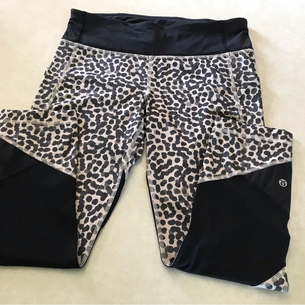 Lululemon leggings size 6